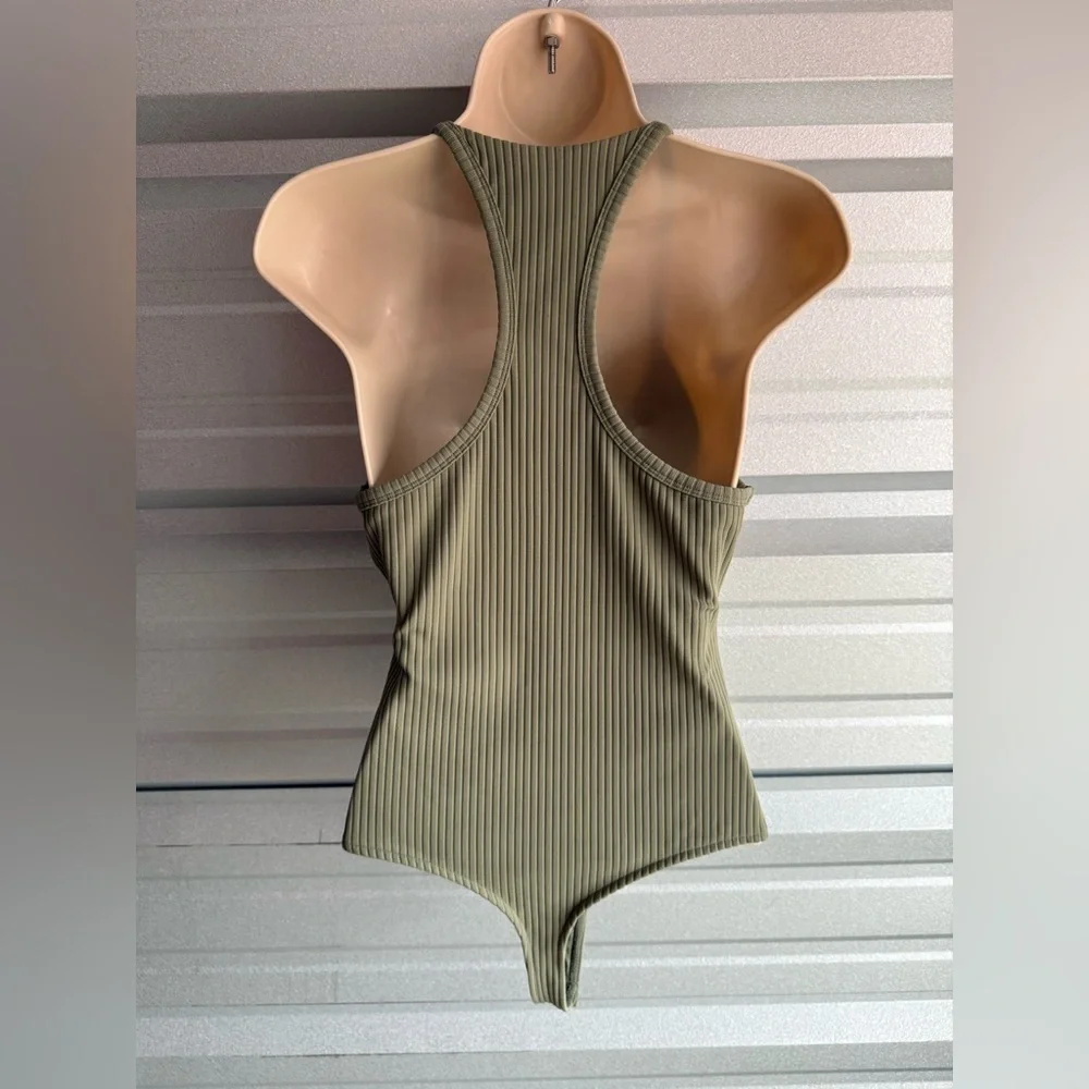 Women’s Victoria’s Secret Sport Ribbed Bodysuit Scoop Neck Green Size Small - Picture 3 of 10